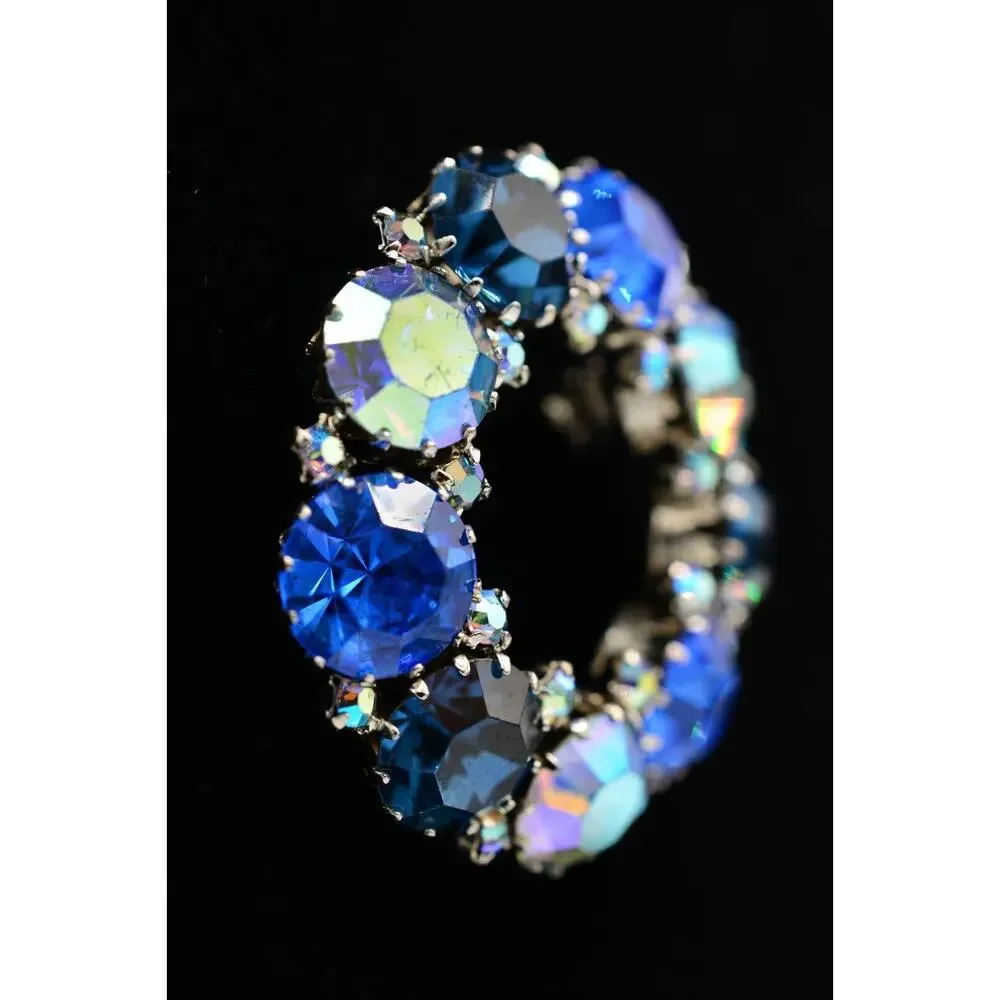 Weiss Vintage Crystal Pin Brooch Blue Prong Chunky Rhinestone Shiny Signed BinAJ